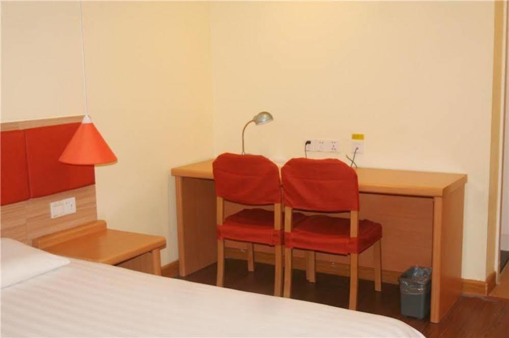 Home Inn Fuqin - เฉิงตู ภายนอก รูปภาพ