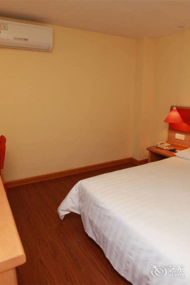 Home Inn Fuqin - เฉิงตู ภายนอก รูปภาพ