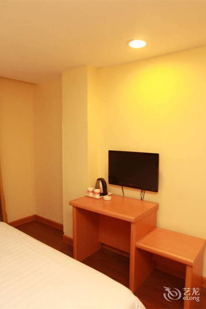 Home Inn Fuqin - เฉิงตู ภายนอก รูปภาพ